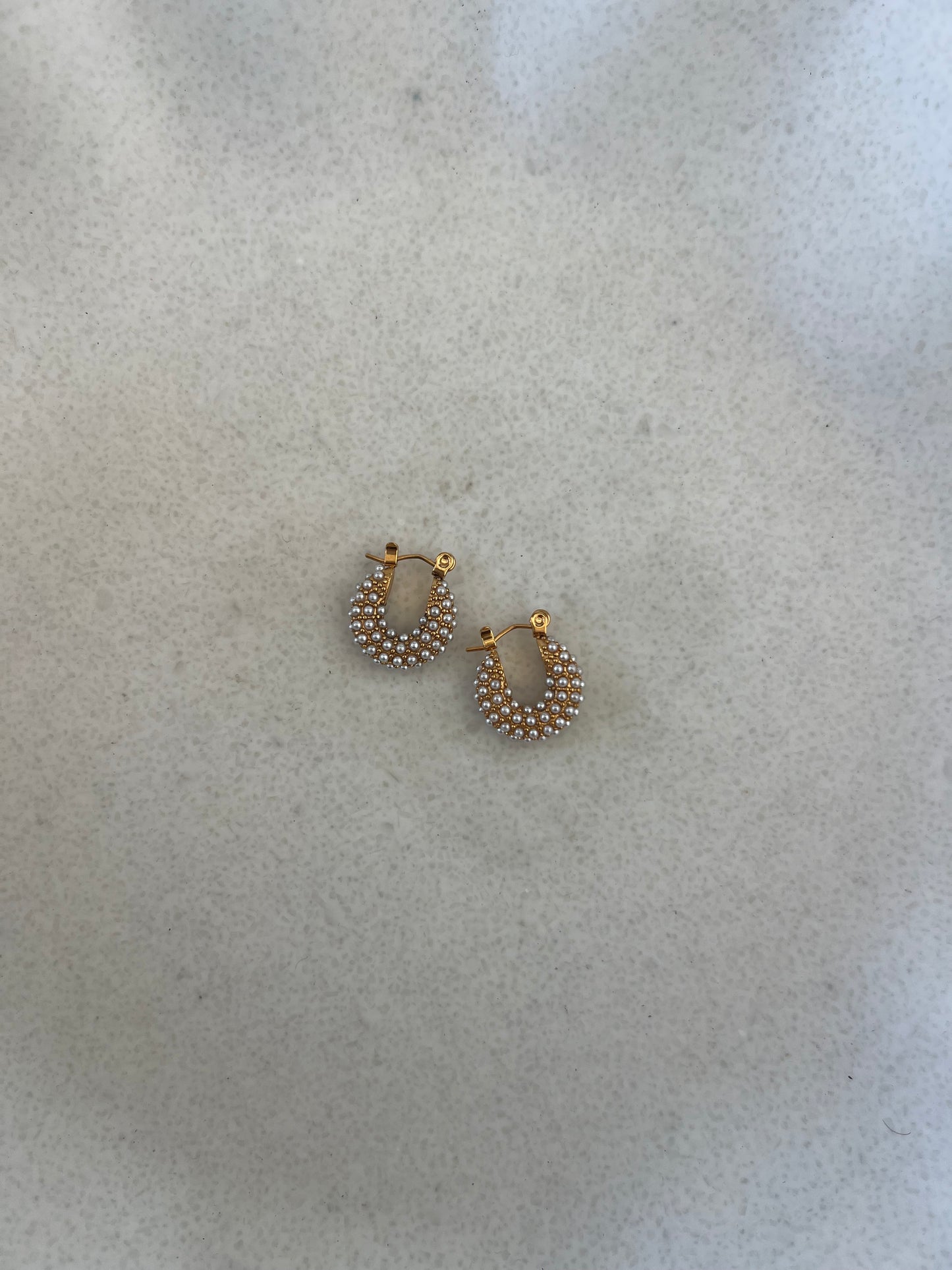 Mini pearl hoop
