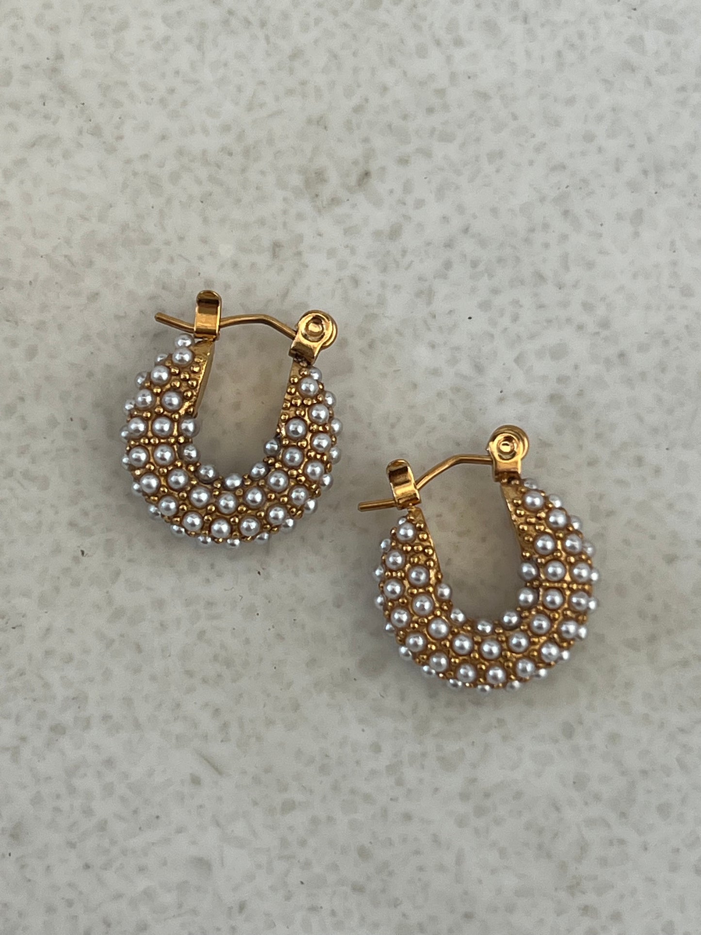 Mini pearl hoop