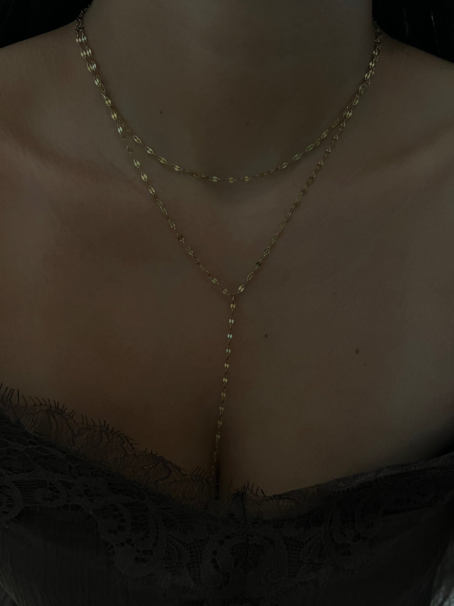 𝘈𝘯𝘨𝘦𝘭 gold necklace