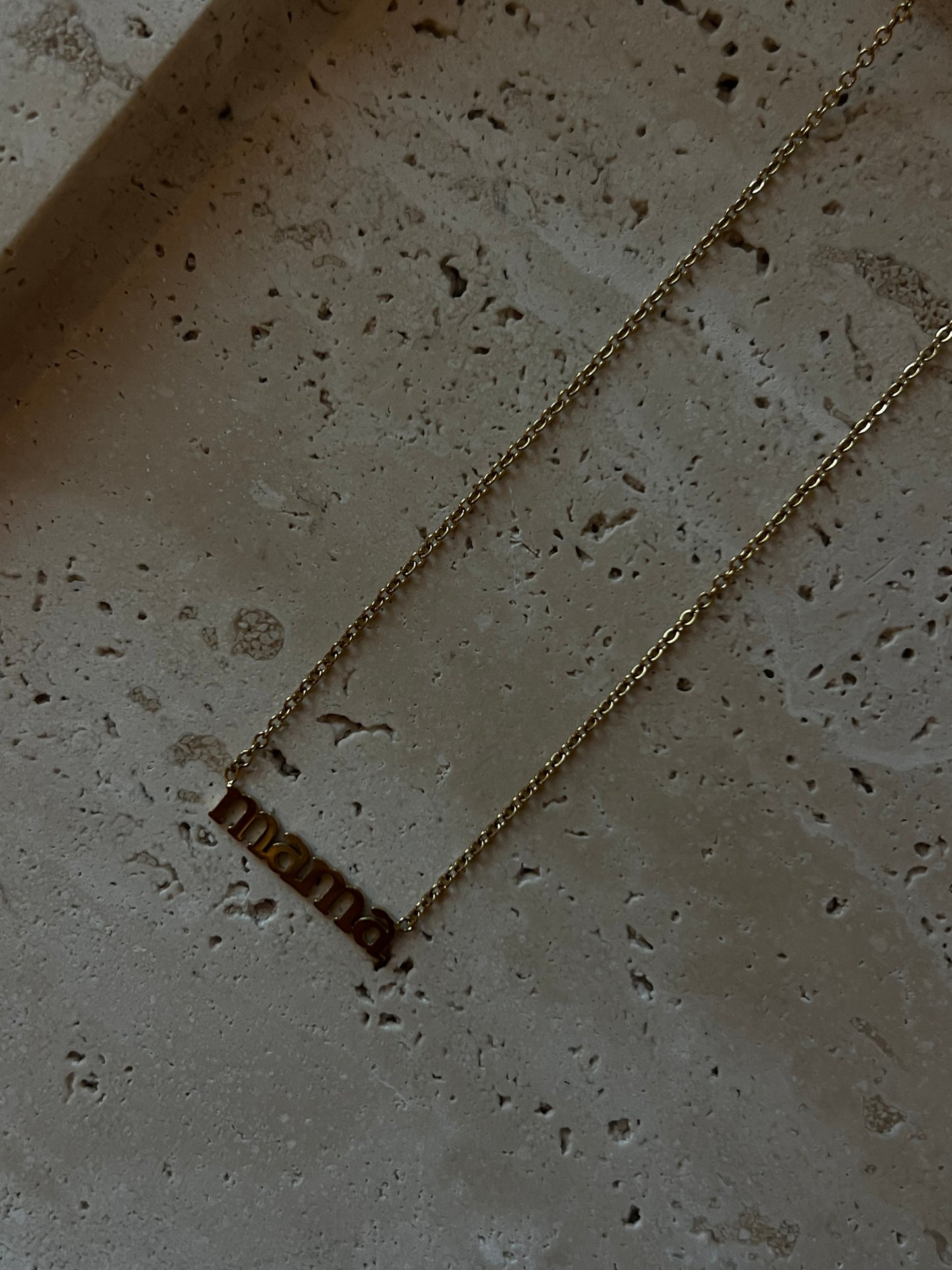 “Mama” necklace 🤱🏻