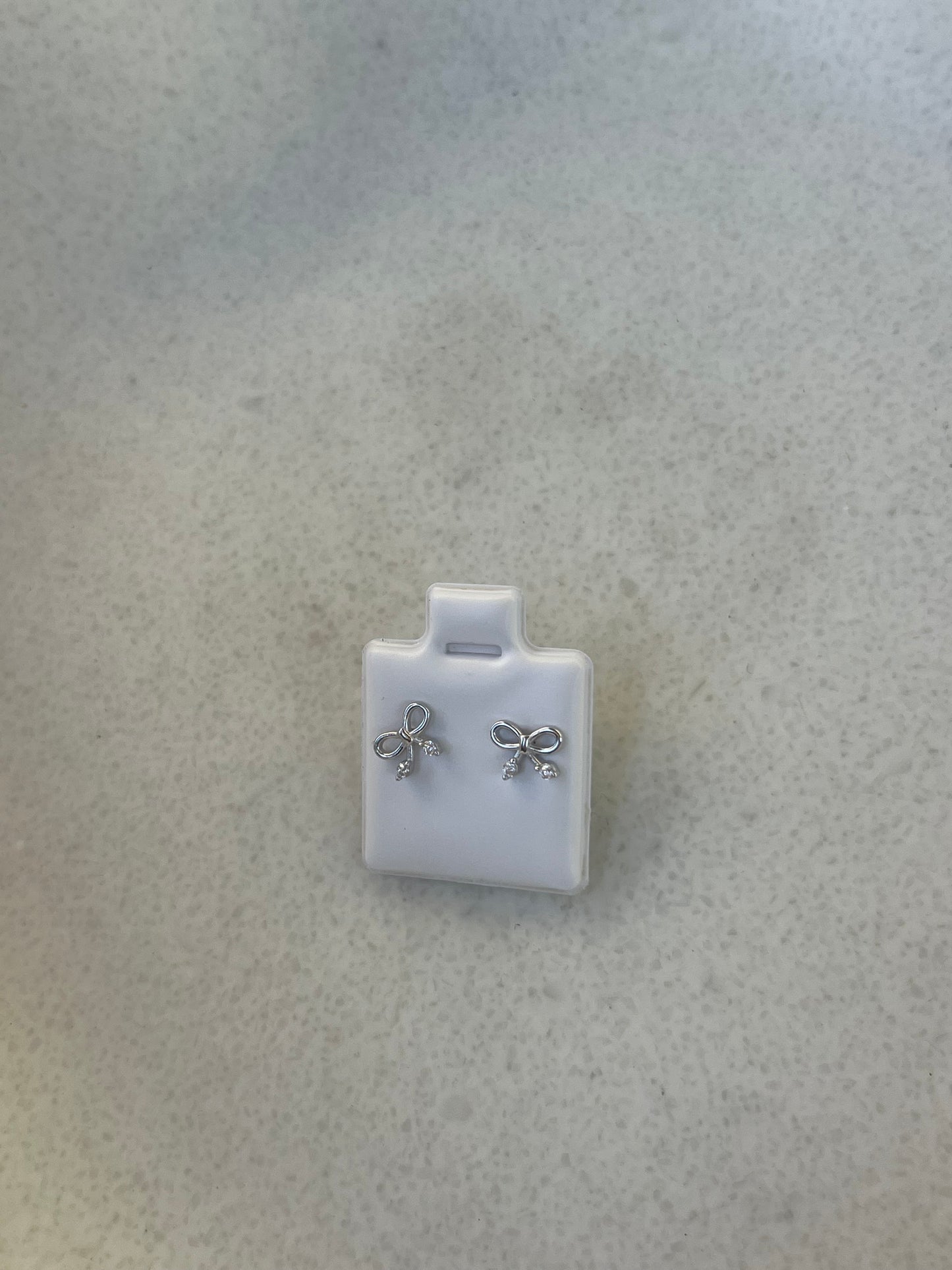 Bow w stones - stud earrings