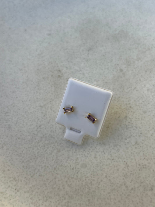 Purple stone - Stud earrings