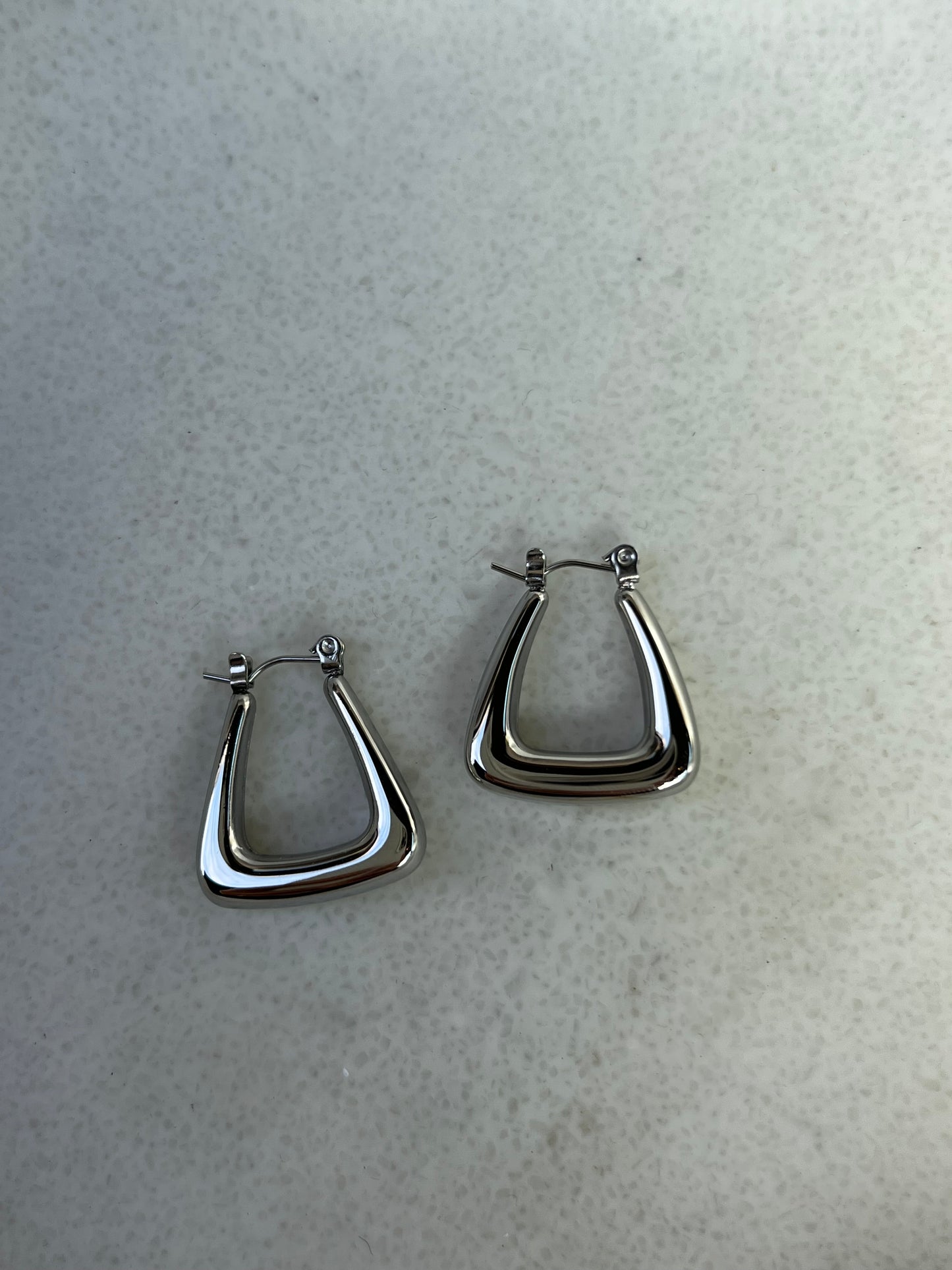 Silver earrings (triangle)