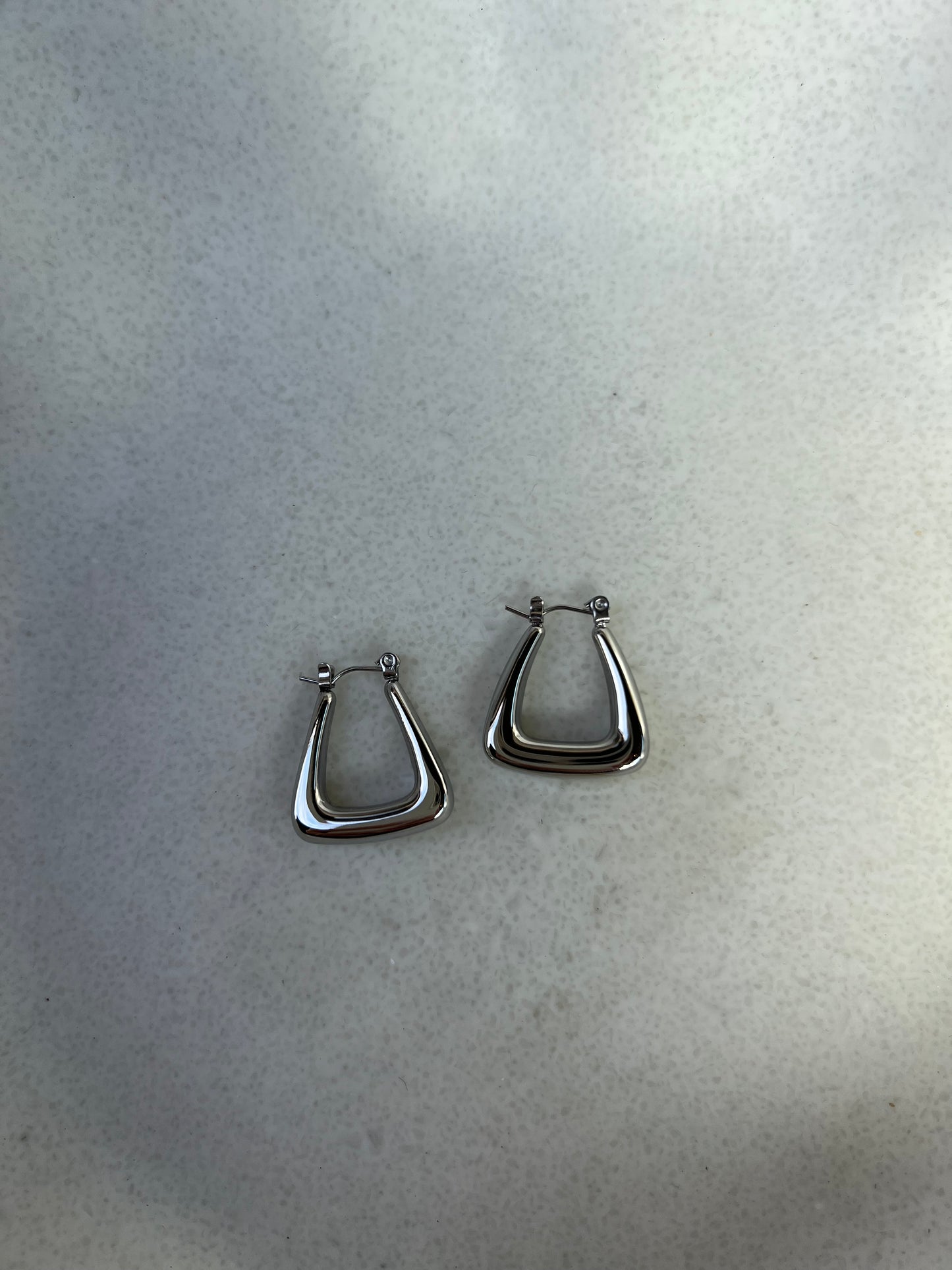 Silver earrings (triangle)