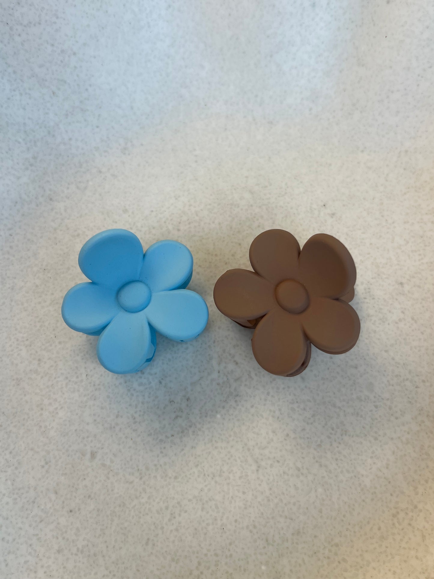 Flower hair clip