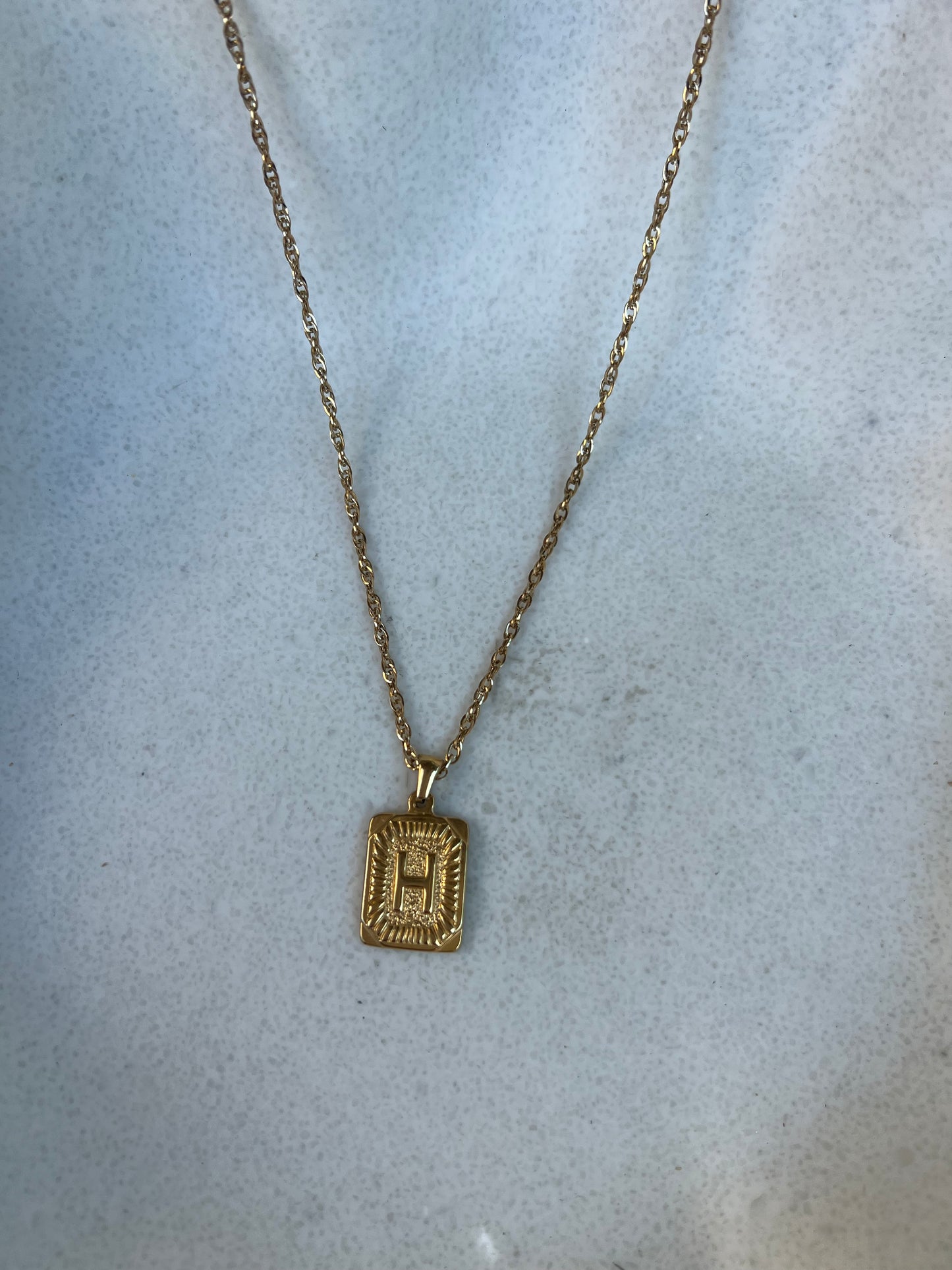Initial chain necklace ✨