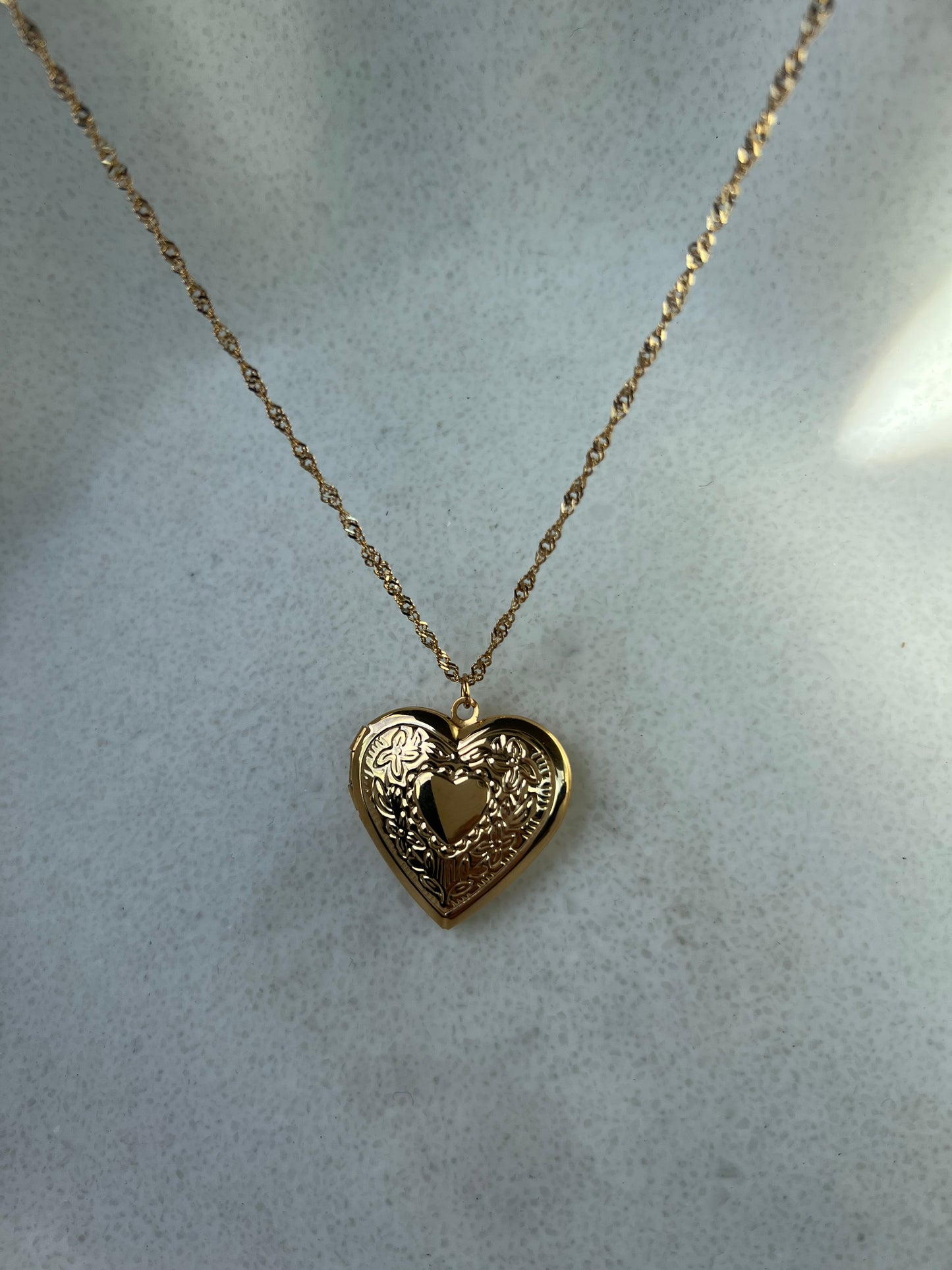 Heart necklace 🤍
