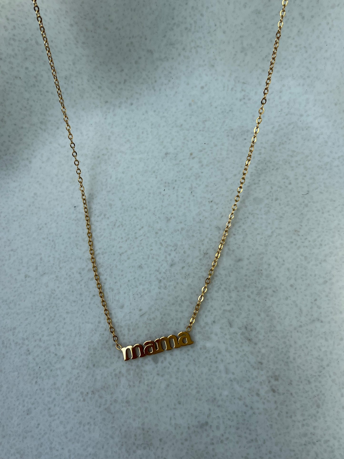 “Mama” necklace 🤱🏻