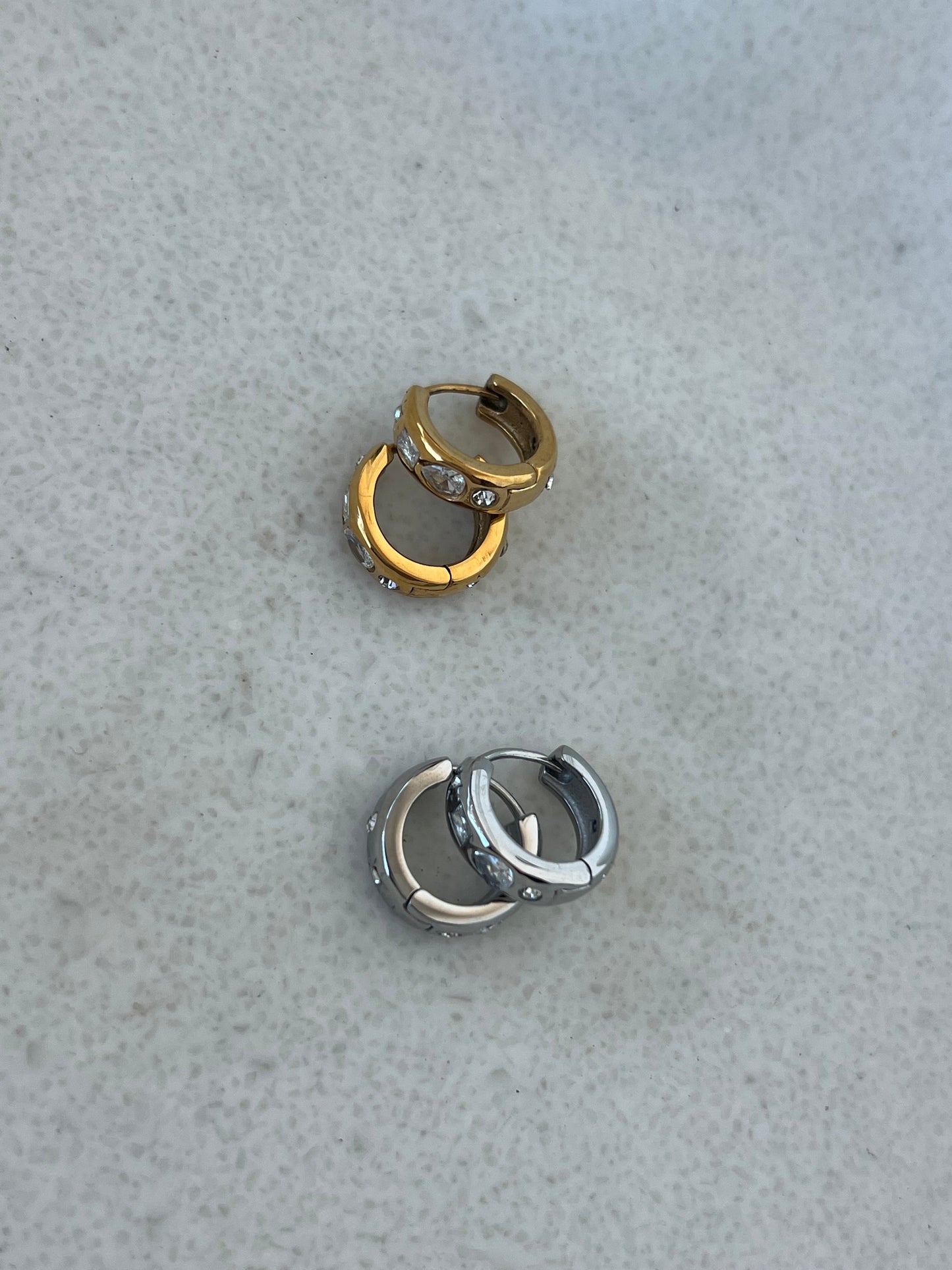 Mini shiny hoops