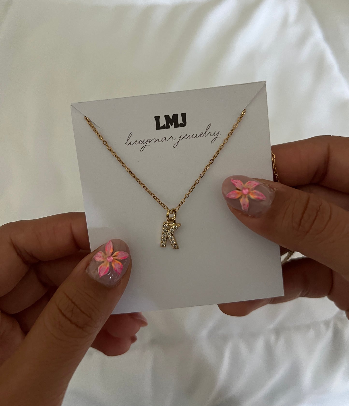 𝘓𝘦𝘵𝘳𝘢 necklace